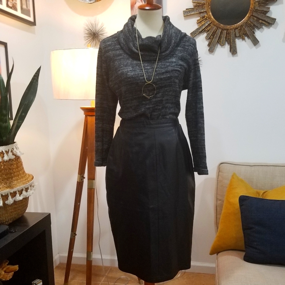 100% leather skirt